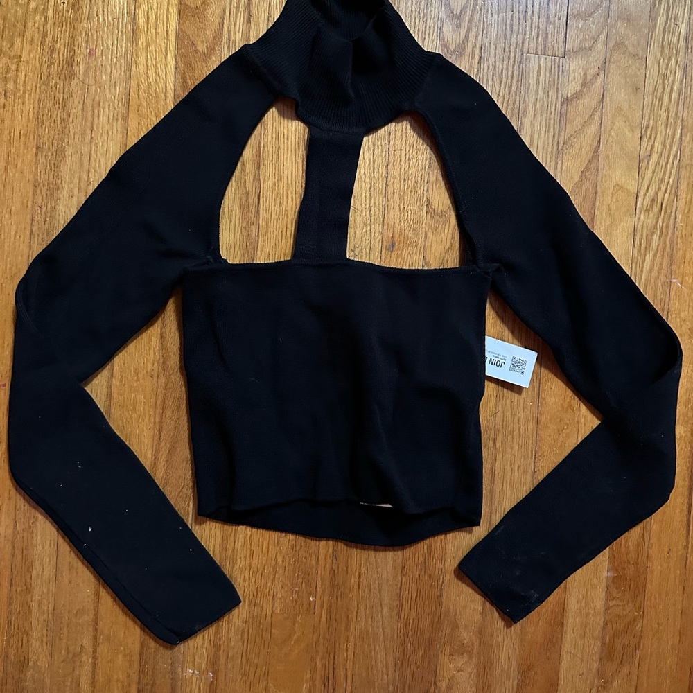 NWT Zara Long Sleeve Cut - Out Sweater - Size Small